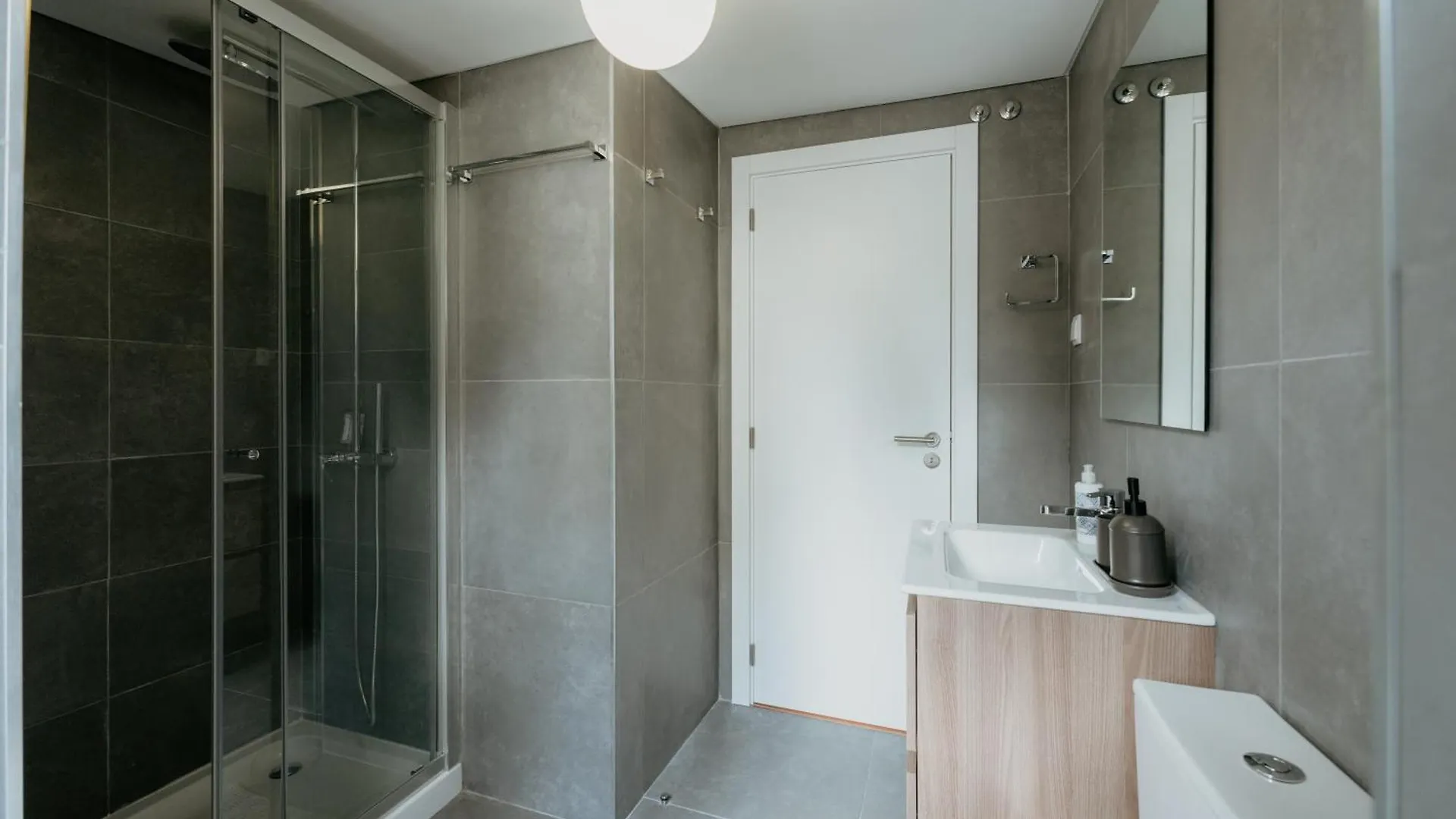 Mary Orange - No 236 2E - Stylish One-Bedroom Escape Lissabon 0*,  Portugal